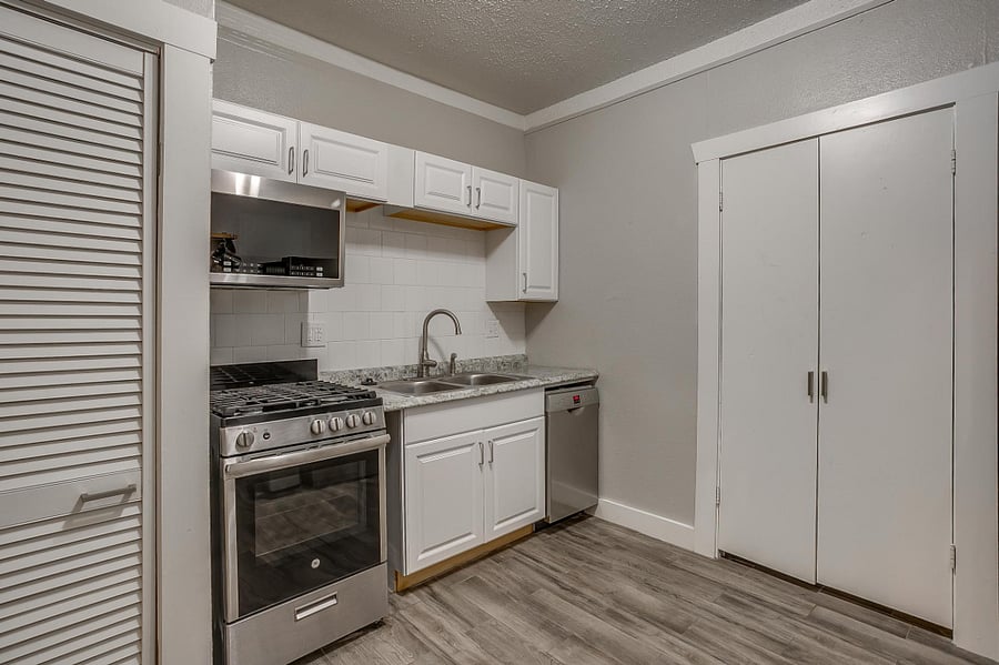 Furnished Finder property 261088_1 photo 6