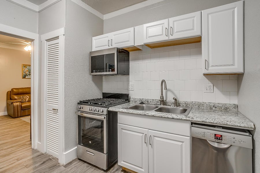 Furnished Finder property 261088_1 photo 8