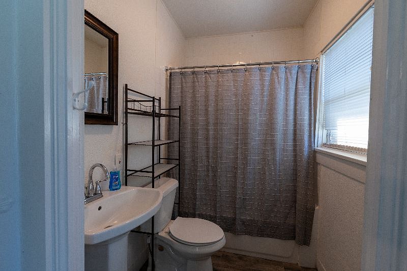 Furnished Finder property 261088_3 photo 18