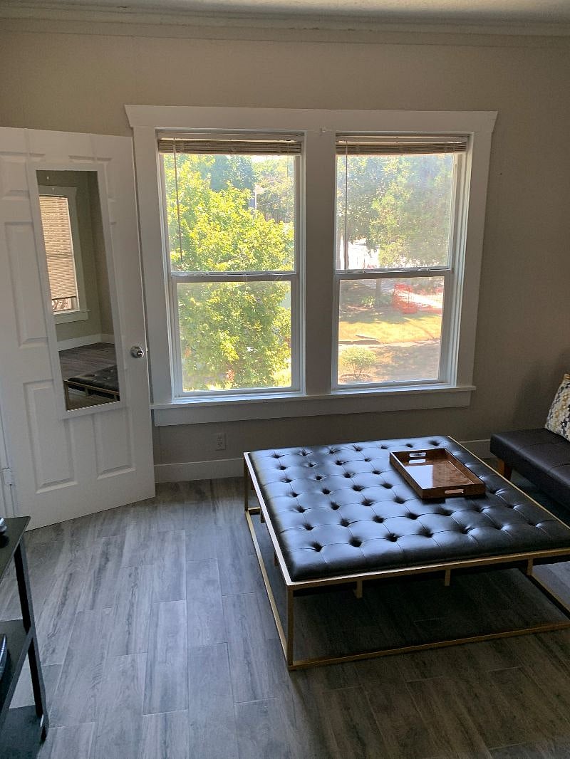Furnished Finder property 261088_3 photo 17