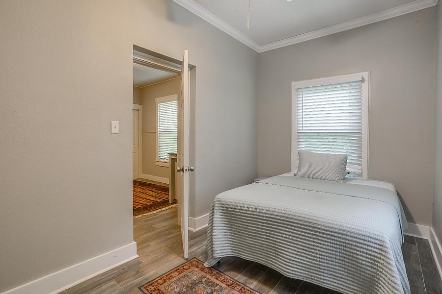 Furnished Finder property 261088_5 photo 20