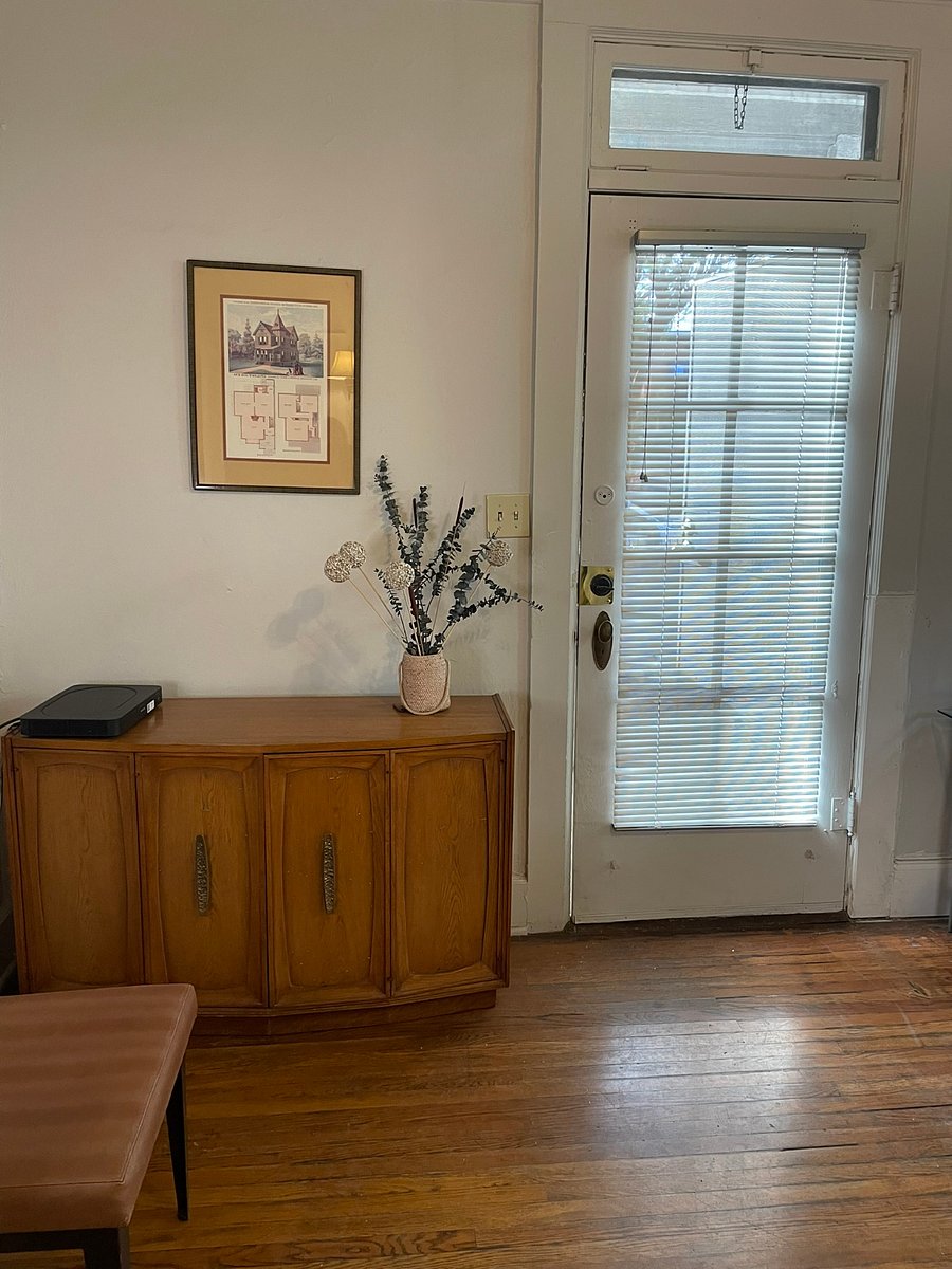Furnished Finder property 261120_1 photo 3