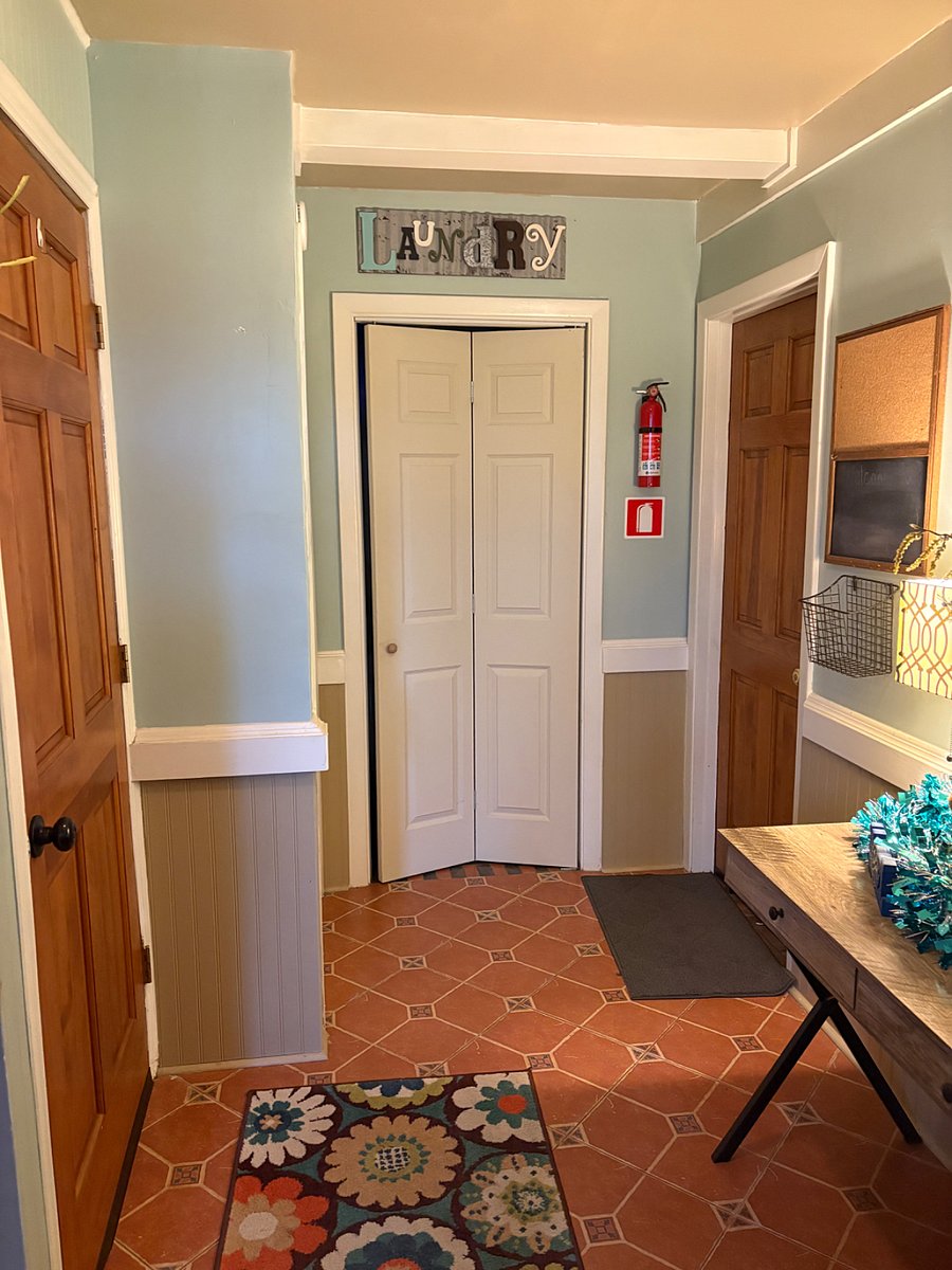 Furnished Finder property 261205_2 photo 3