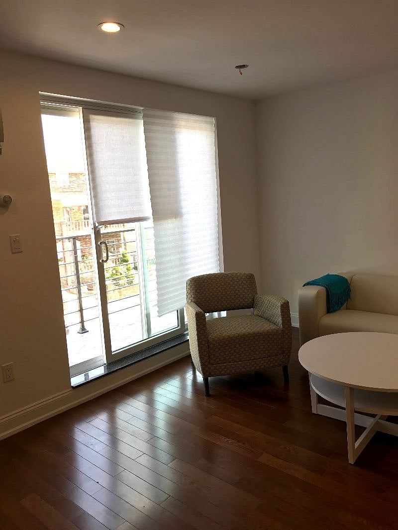 sitting area with balcony