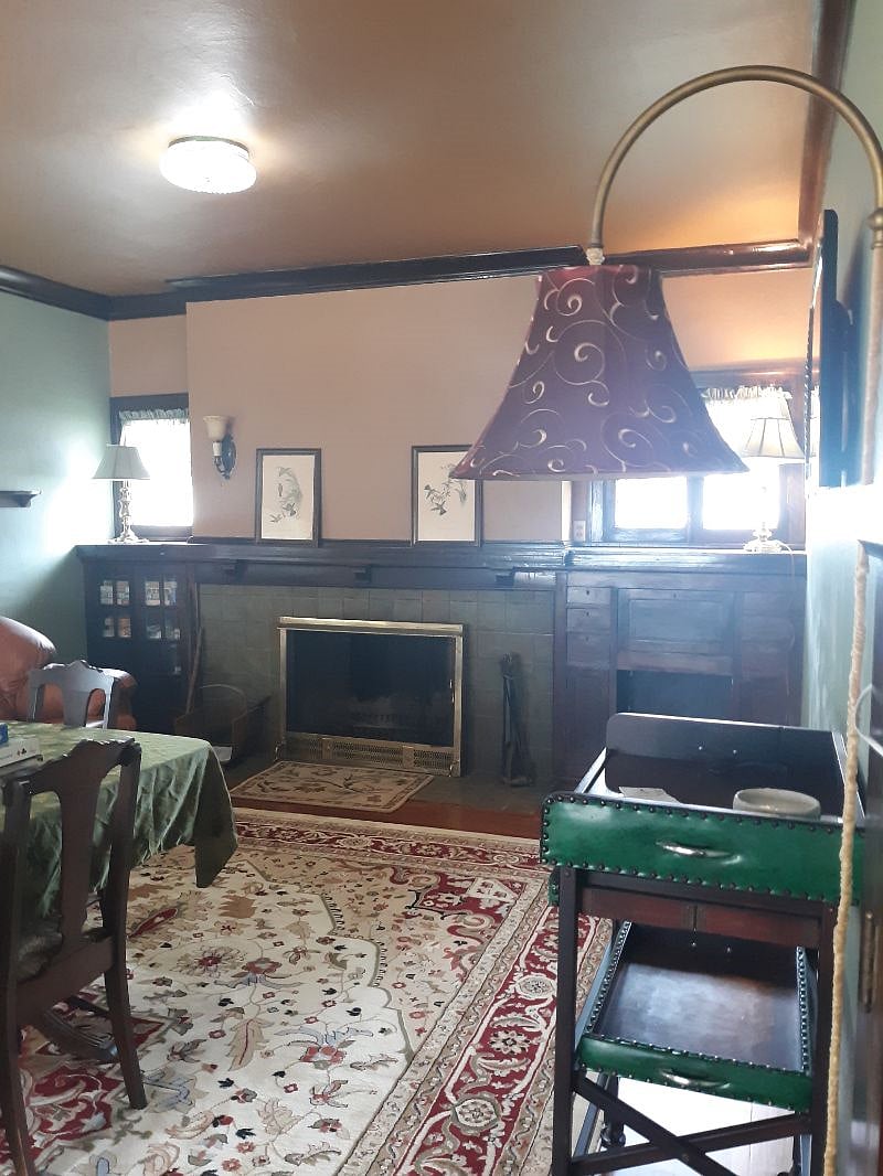 Formal Living Room 