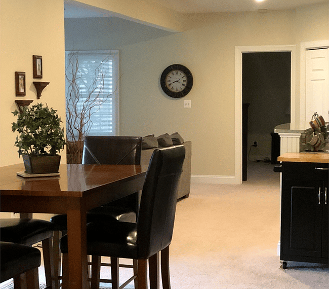 Dining room / Living room with open kitchen