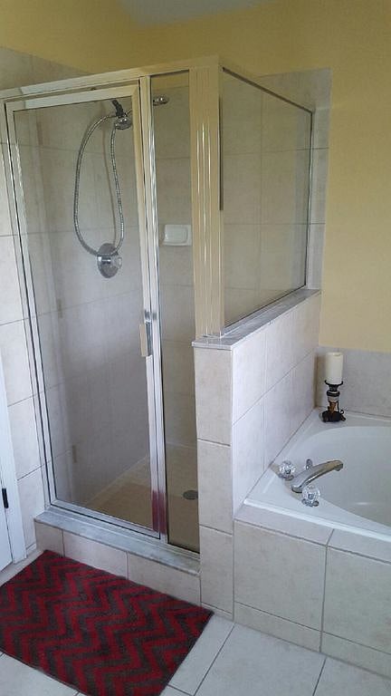 Soaking bath and separate shower