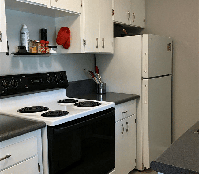 Bright galley kitchen, continued