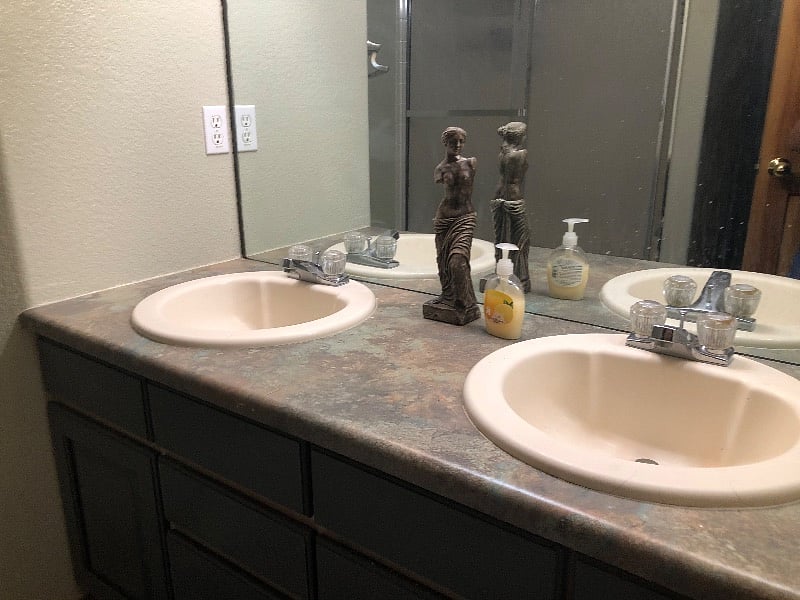 Secondary bathroom