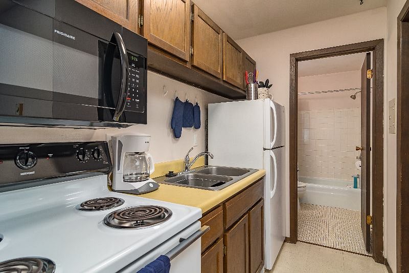 Furnished Finder property 262152_1 photo 8