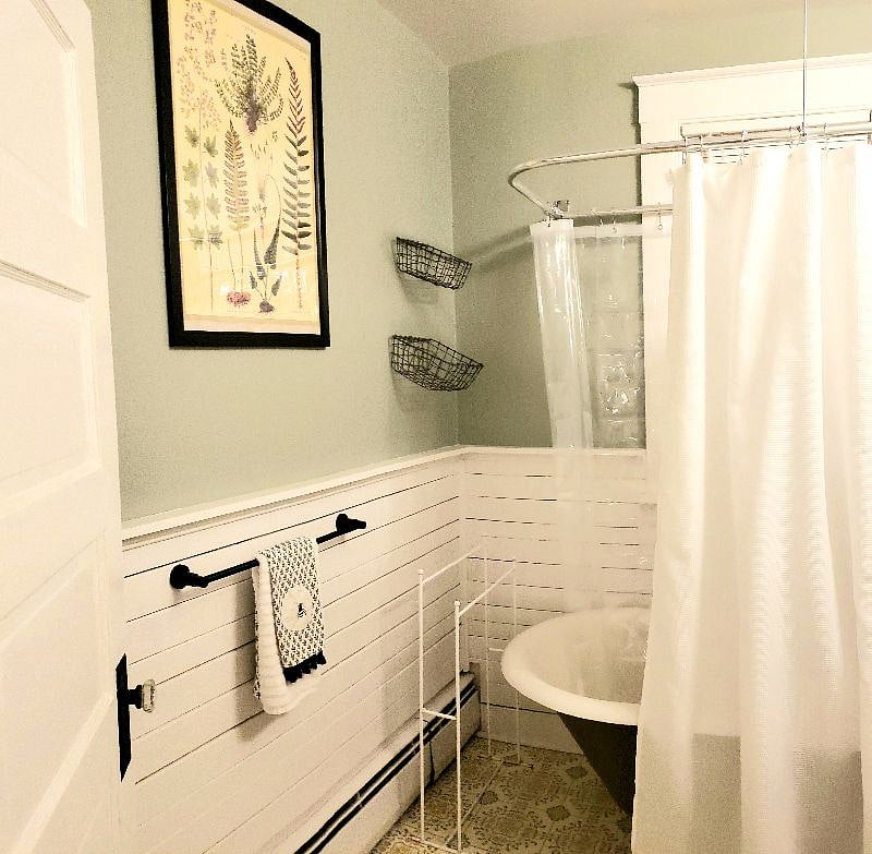 3rd floor bathroom