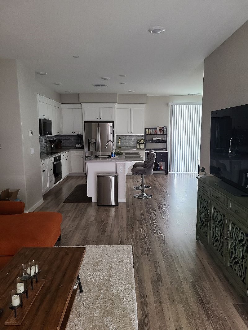 2nd floor - view from livingroom to kitchen