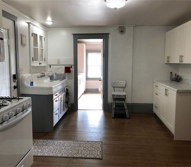 Ample Kitchen