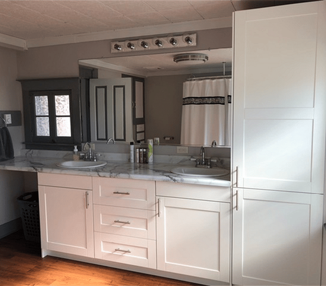 Spacious Bathroom
Double Sinks