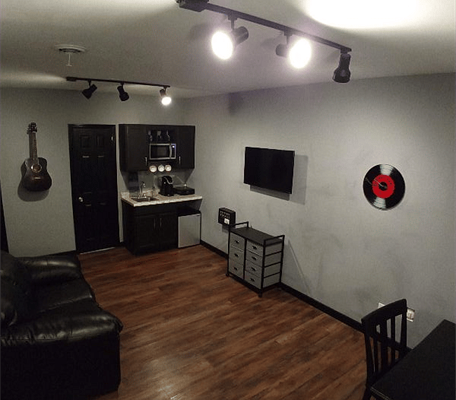 Let the muse flow in a cool space