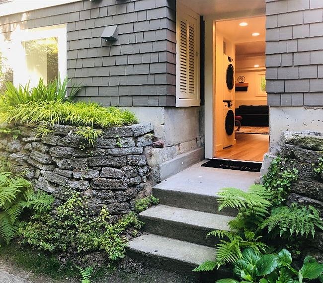 Private entrance