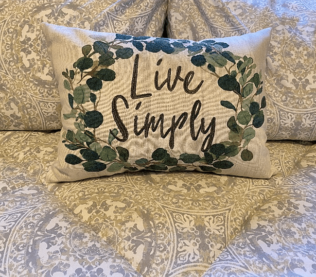 Smaller Bedroom - Memory Foam Queen Bed