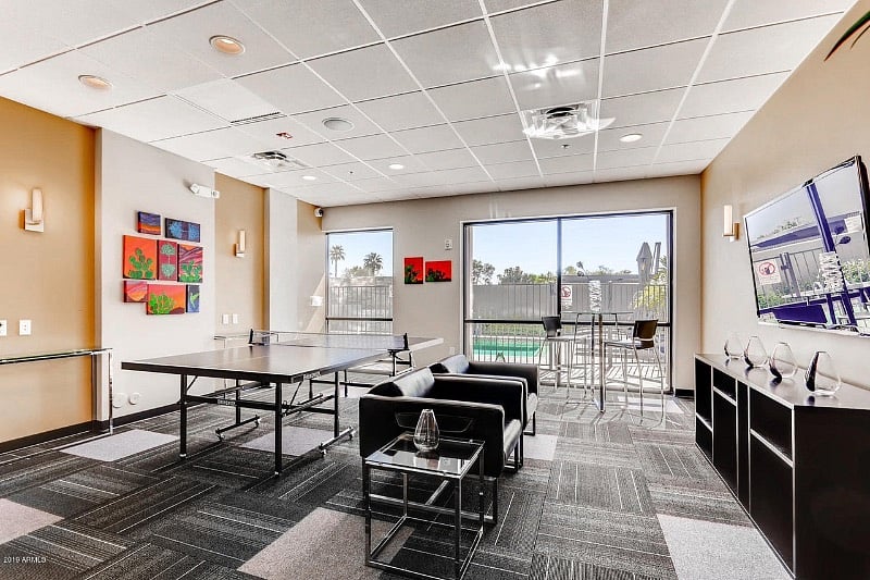 ping pong table 2nd common area with cable TV