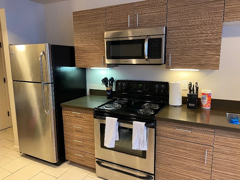 Kitchen with all Kitchenware and essentials (food storage, cookware, toaster, crock pot, coffee maker, sodastream, egg poacher, and more)