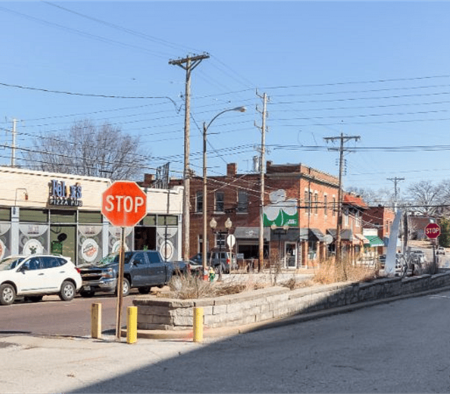 Walk to Dogtown restaurants
