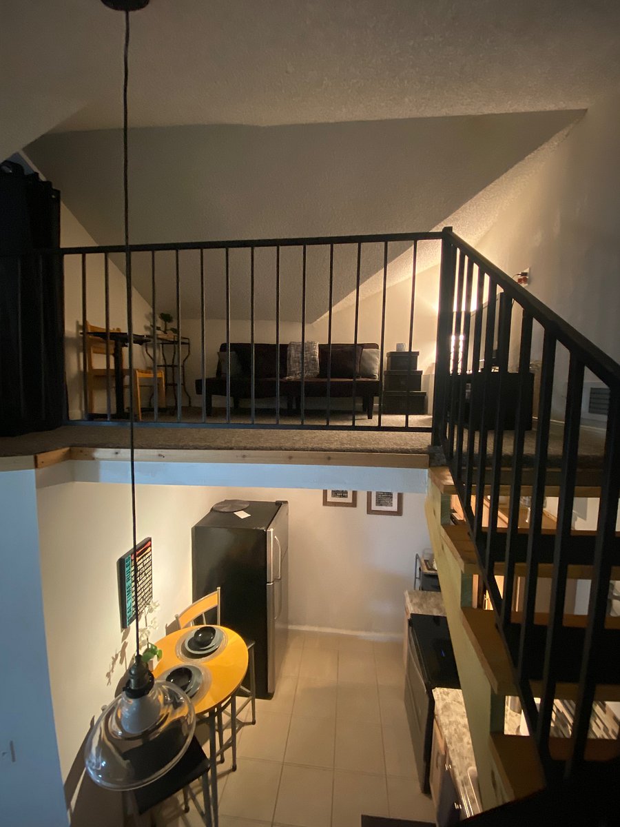 Bonus sitting area with queen size futon
