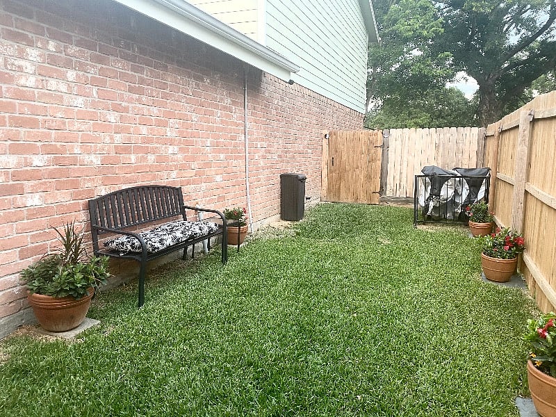 Private courtyard