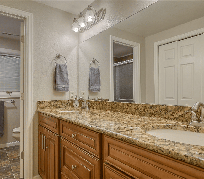 Double vanity