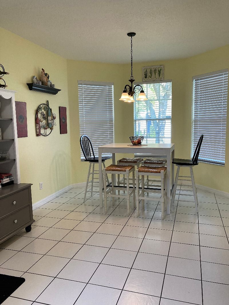 Breakfast nook