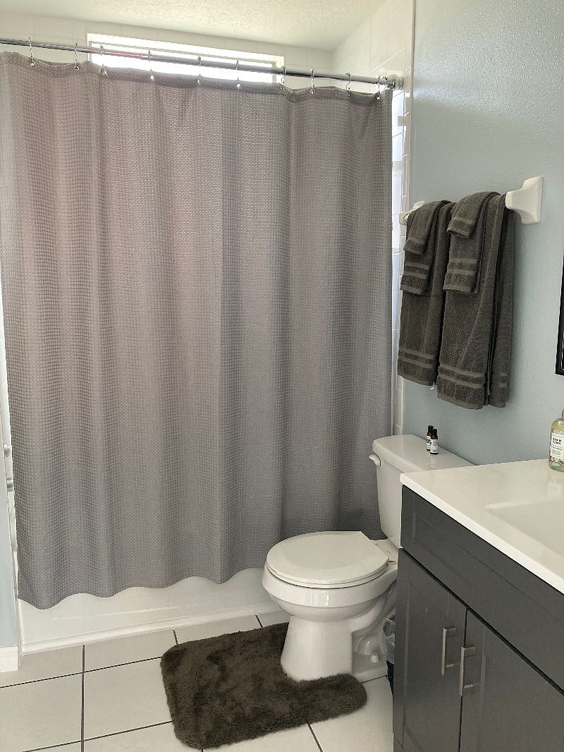 Shower with a window 