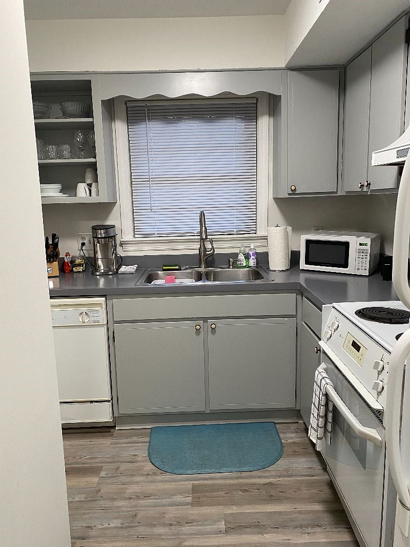 Furnished Finder property 264115_2 photo 8