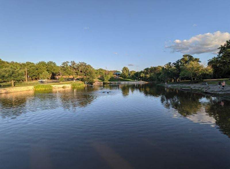 Very short walk to the duck pond, with fishing, a playground and nice walking lap.