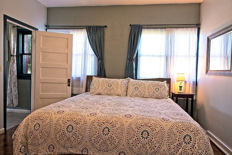 Furnished Finder property 265017_3 photo 3