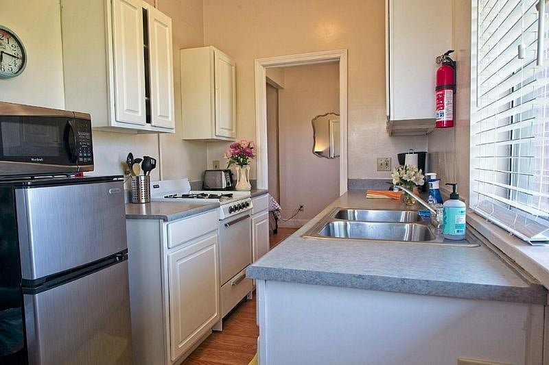 Furnished Finder property 265017_5 photo 3