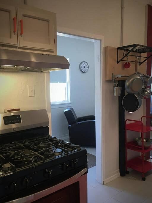Furnished Finder property 265017_8 photo 7