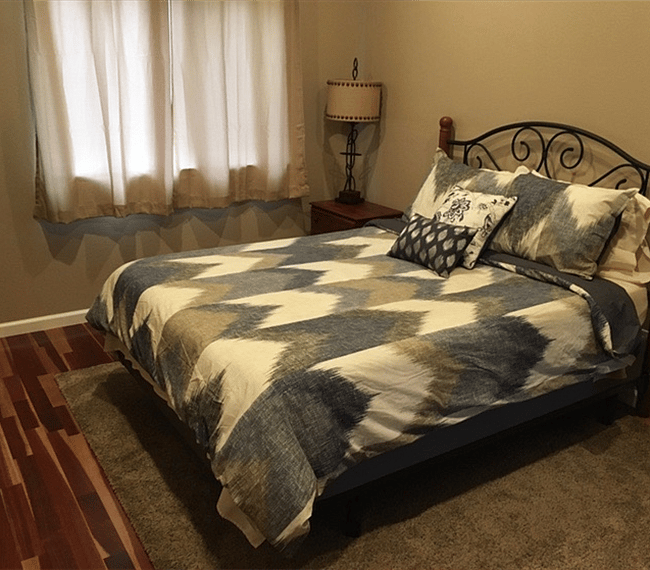 queen size bed with a tempur pedic mattress