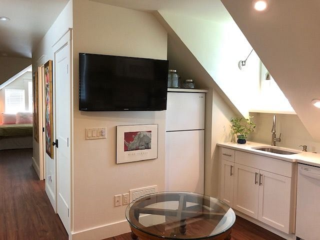 Furnished Finder property 265215_1 photo 10
