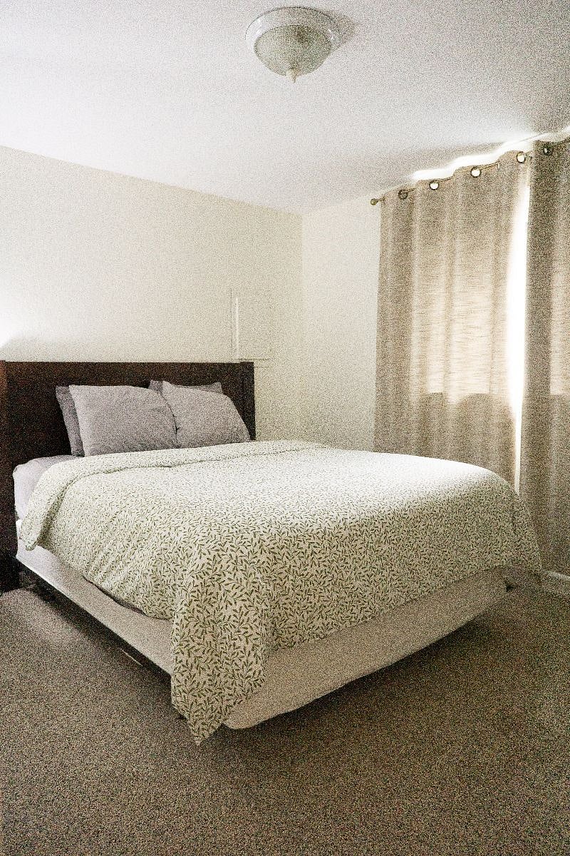Second bedroom also has a queen bed. Lots of extra linens and blankets are available during your stay.