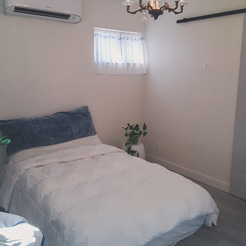 Cozy & Welcoming bedroom