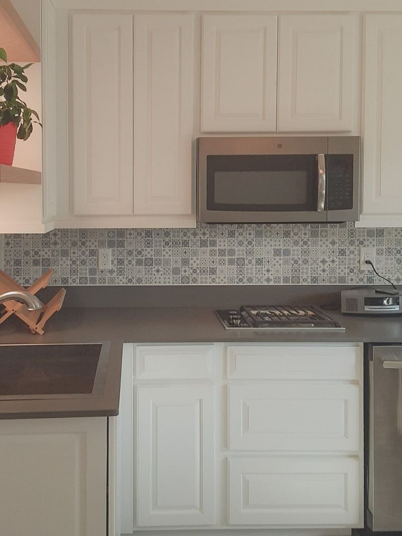 Fully stocked kitchen with updated appliances