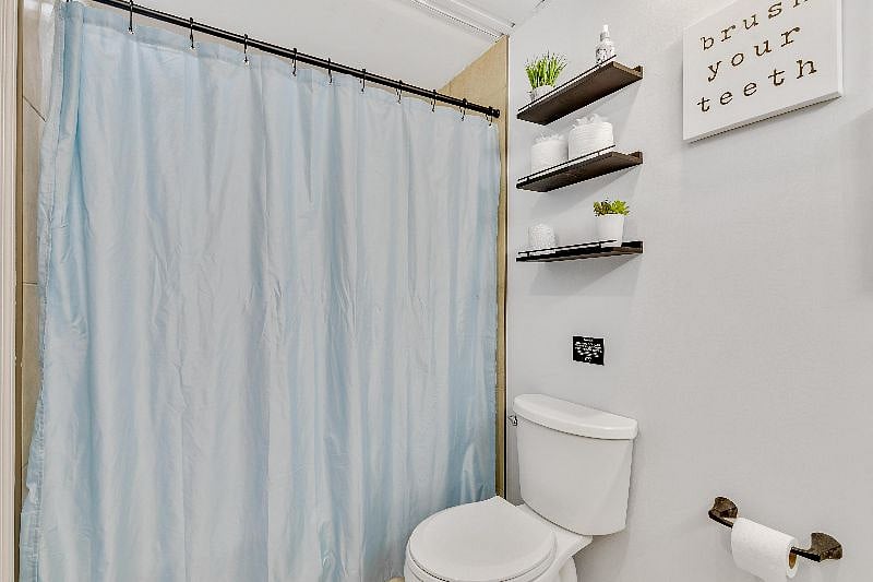Shower/Bath