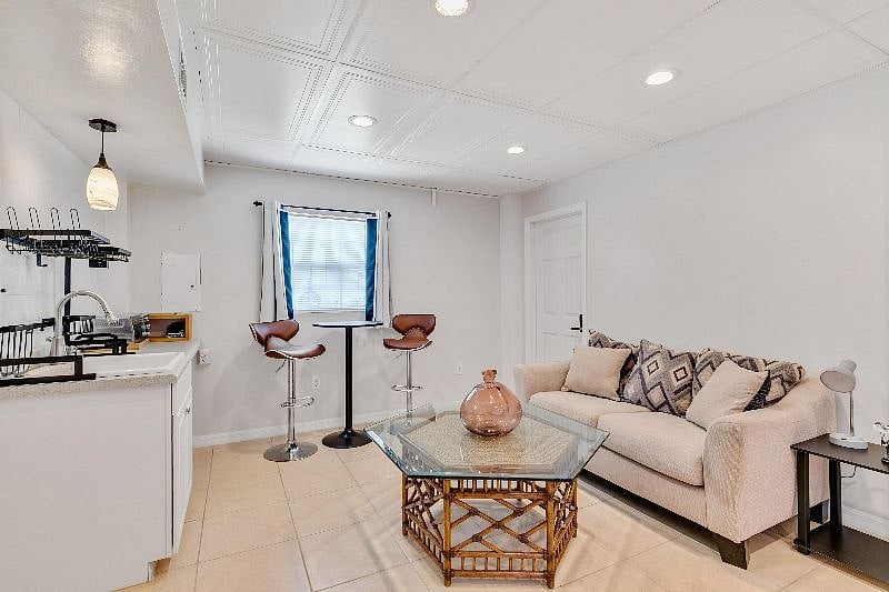 Furnished Finder property 265790_3 photo 7