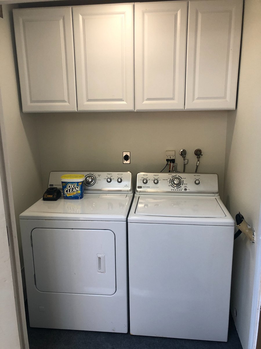 Wash room with full-sized laundry