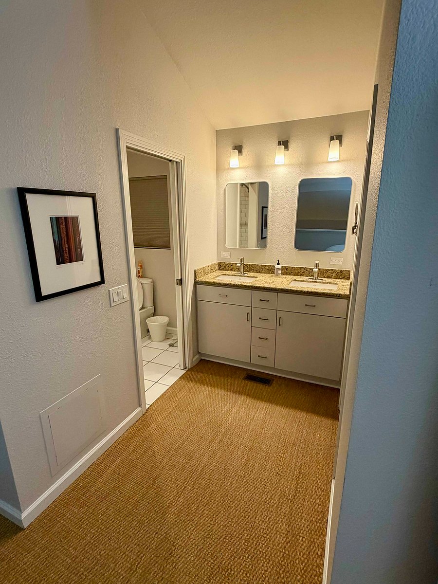Bath area showing vanity and WC