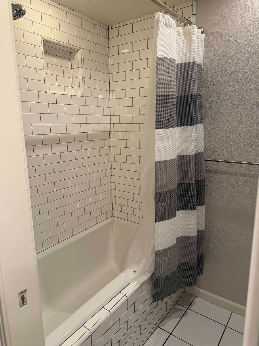 Shower/Bath