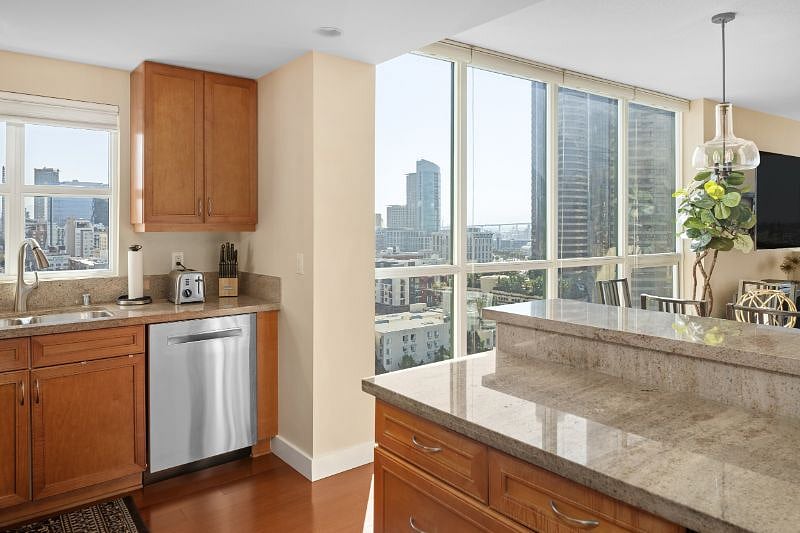 Furnished Finder property 266090_1 photo 10