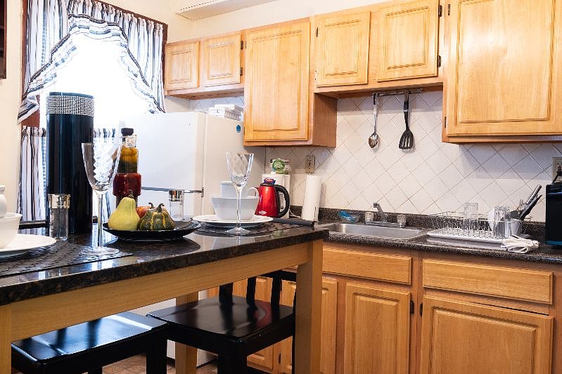 Furnished Finder property 266105_1 photo 7