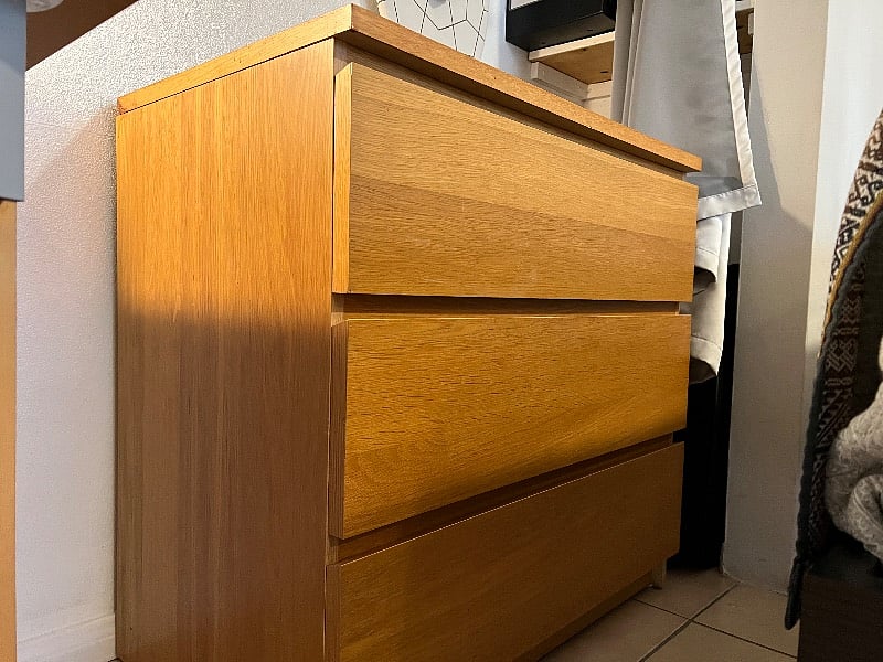 Chest of drawers