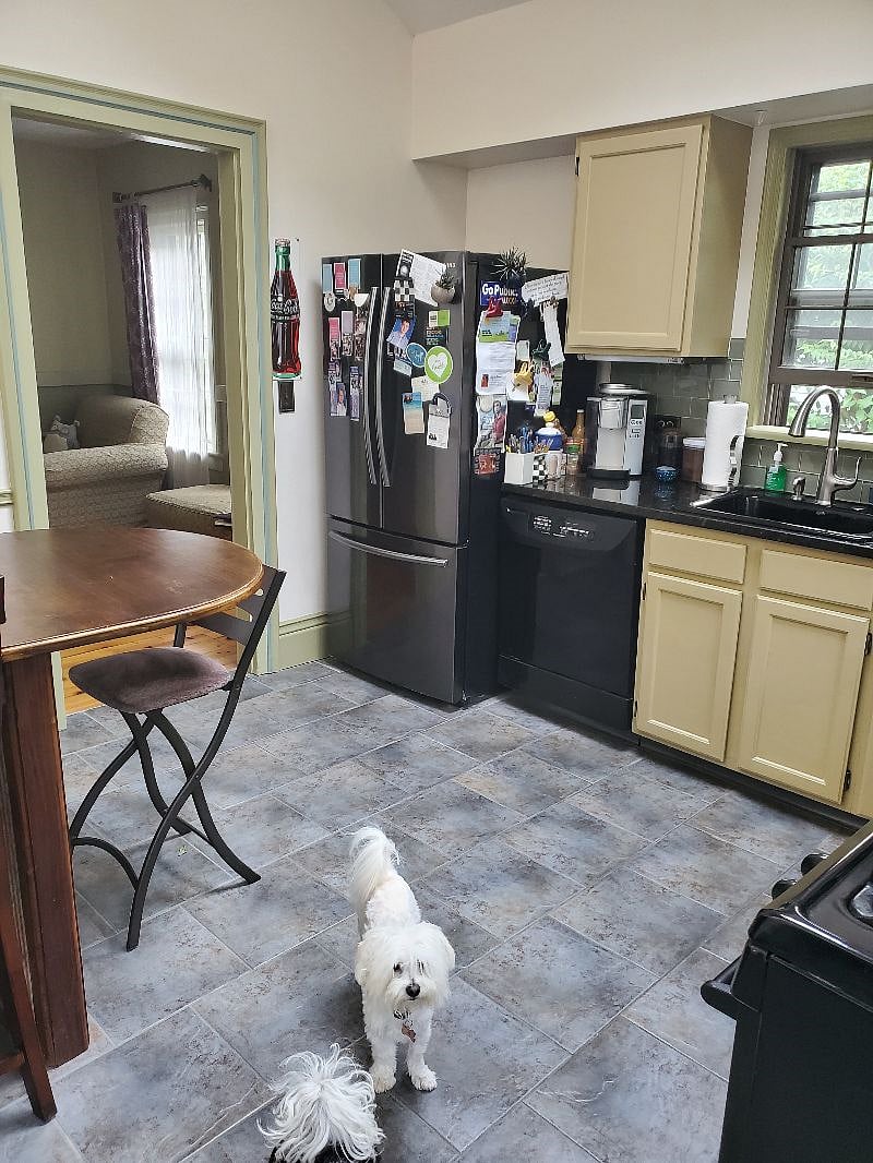 Fully stocked kitchen with updated appliances