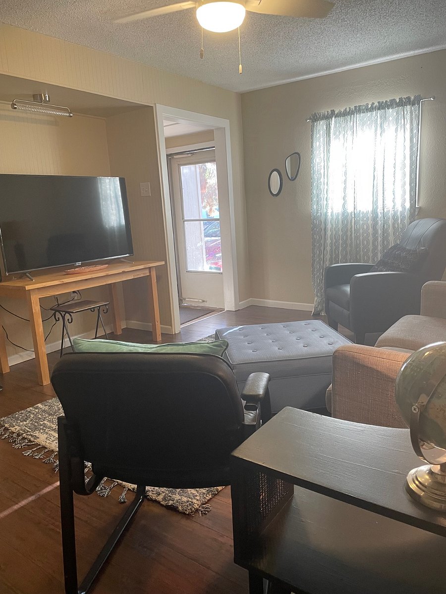 Furnished Finder property 266637_2 photo 3