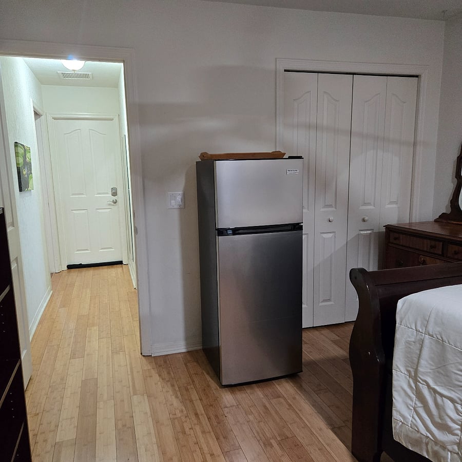Furnished Finder property 266800_1 photo 10